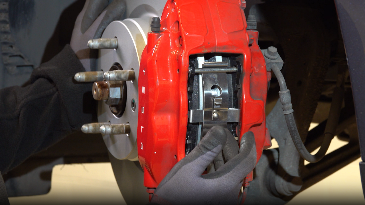 How to bed in the brakes on a Tesla Model S | Masters of Motion